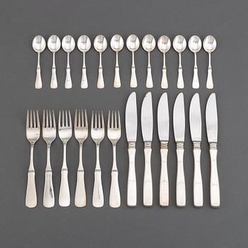 Eric Löfman, a swedish silver cutlery service, model 'Uppsala' (24 pieces). MGAB, Linköping.