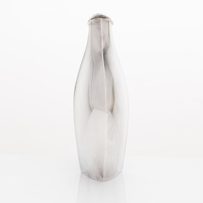 Tapio Wirkkala, A 'TW 42' sterling silver vase, Kultakeskus, Hämeenlinna Finland 1966.