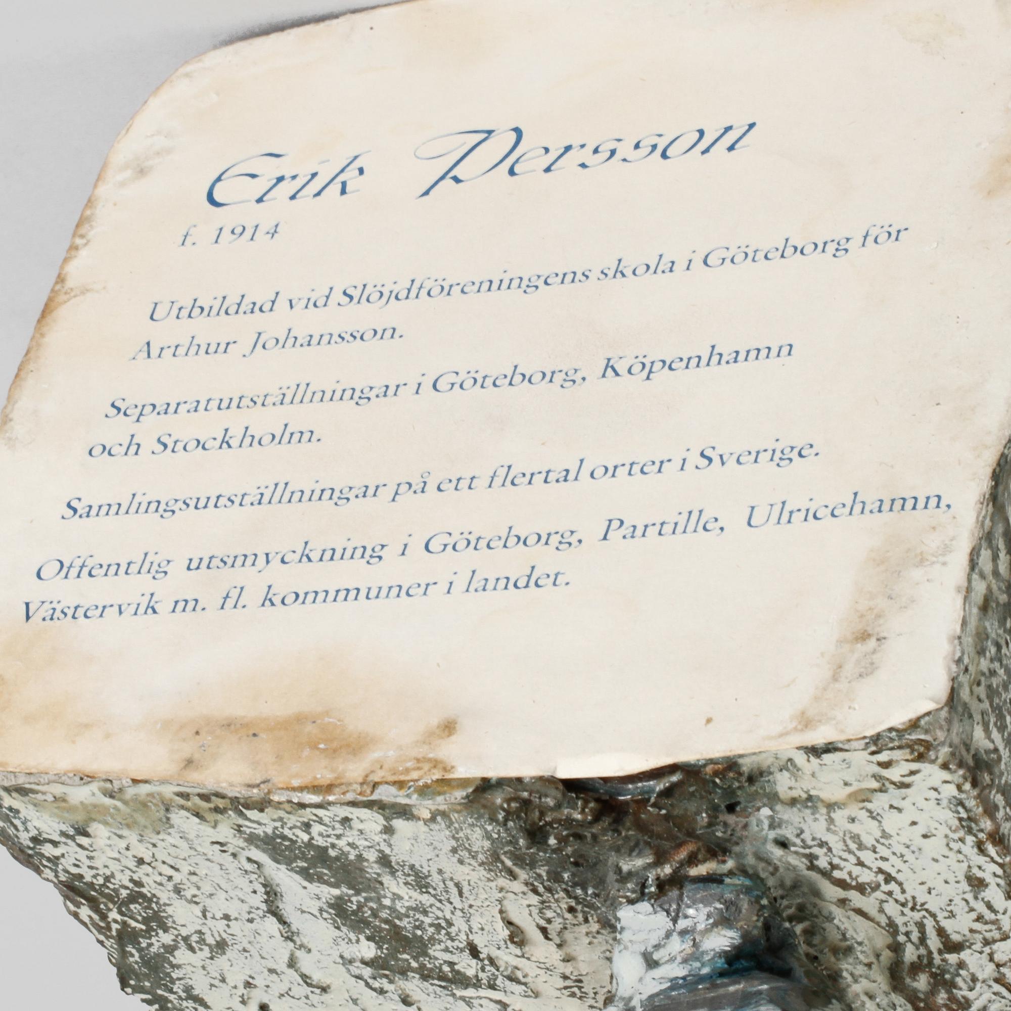 ERIK PERSSON, skulptur, bronspatinerad gjutmassa, monogramsignerad.