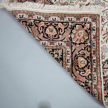 MATTA, Kashmir, silke/bomullsvarp, ca 215x145 cm.