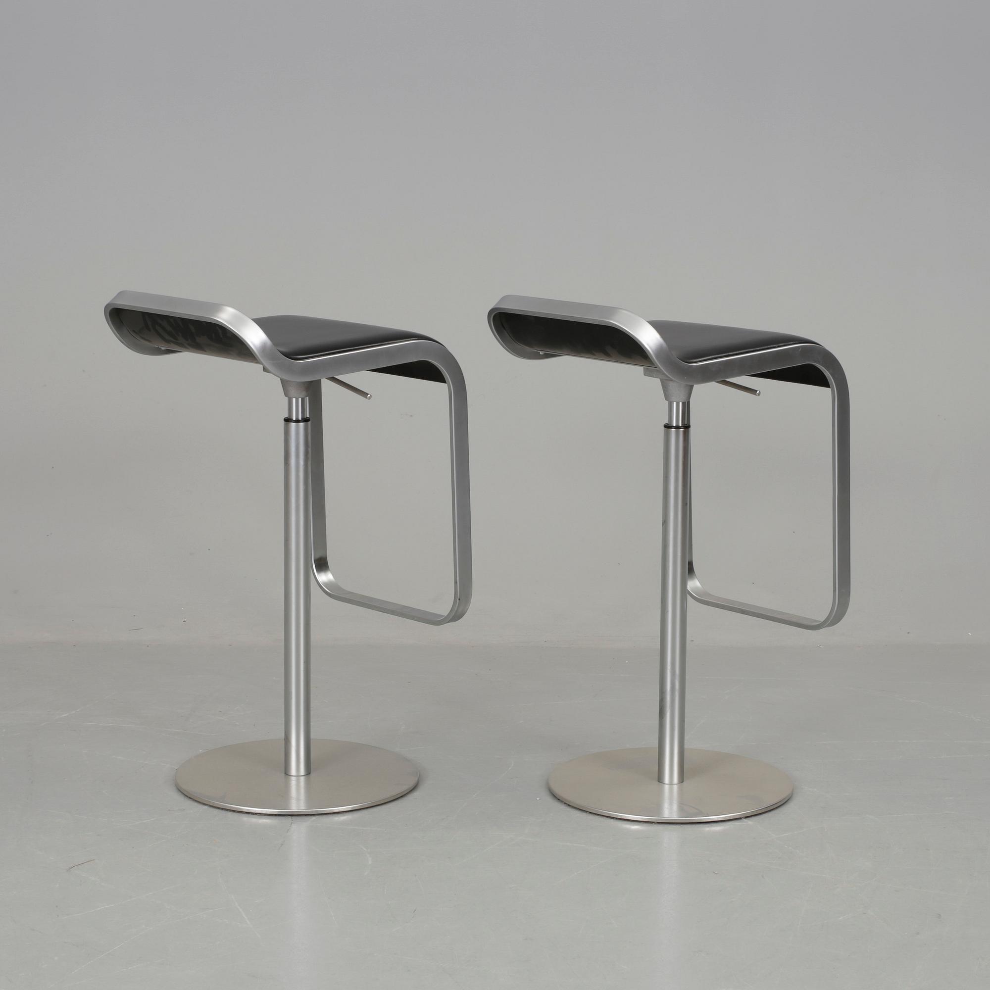 BARSTOLAR, ett par, "Lem", Shin & Tomoko Azumi, La Palma, Italien, 2000-tal.