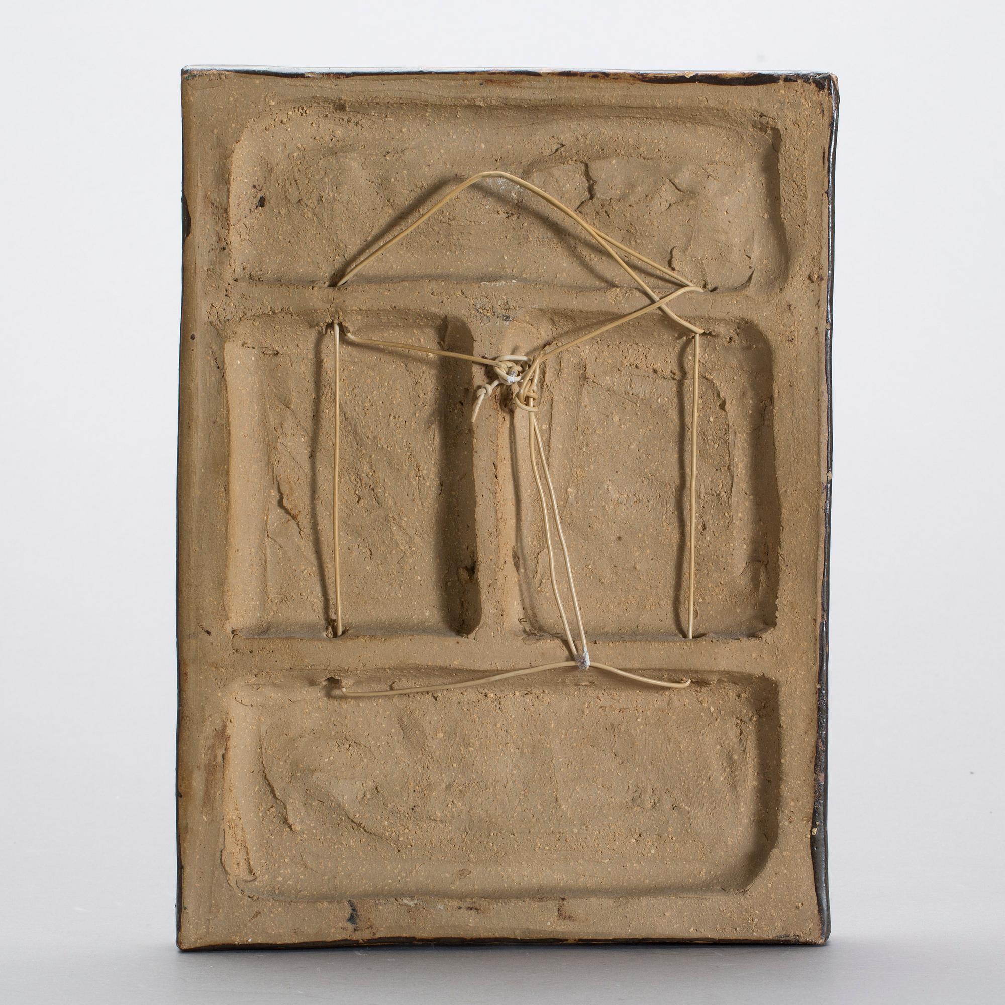 ÅKE HOLM, stengods, relief, signerad.