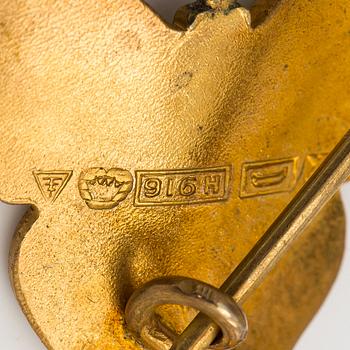 Broscher, 3 st, fjärilar, emalj, förgyllt silver, Tillander 1951-52.