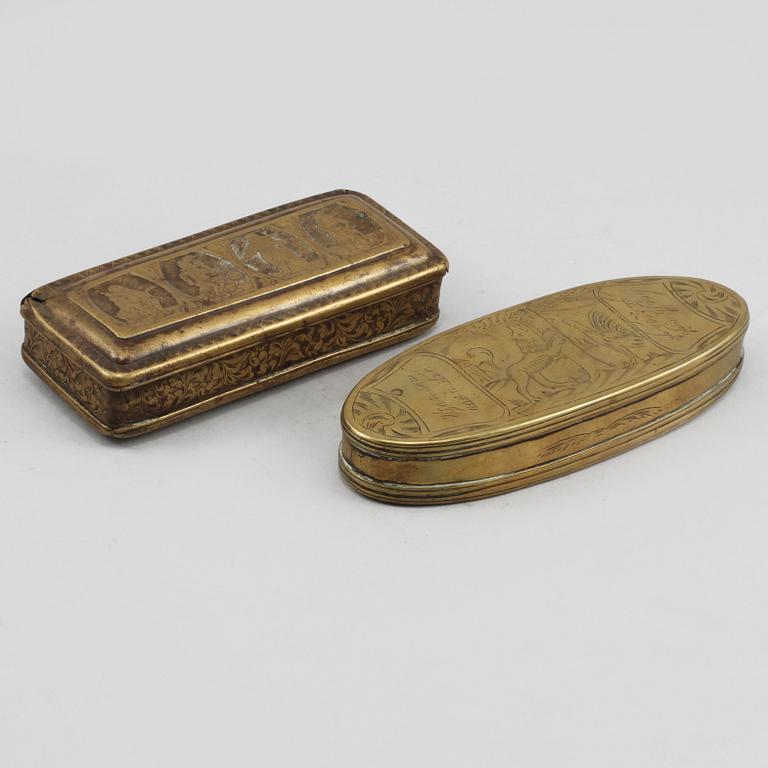 DOSOR, 2 st, mässing, 1700/1800-tal.