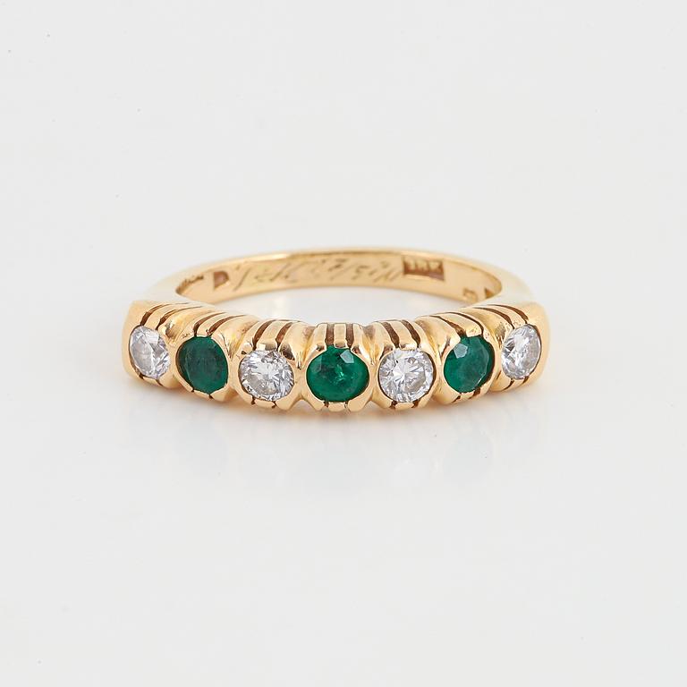 Elon Arenhill, ring with diamond and emeralds.