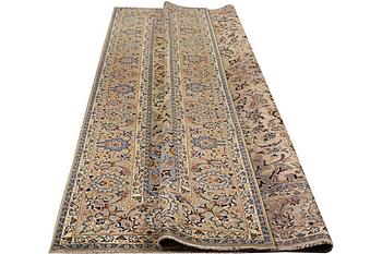 A carpet, Kashan, ca 384 x 274 cm.