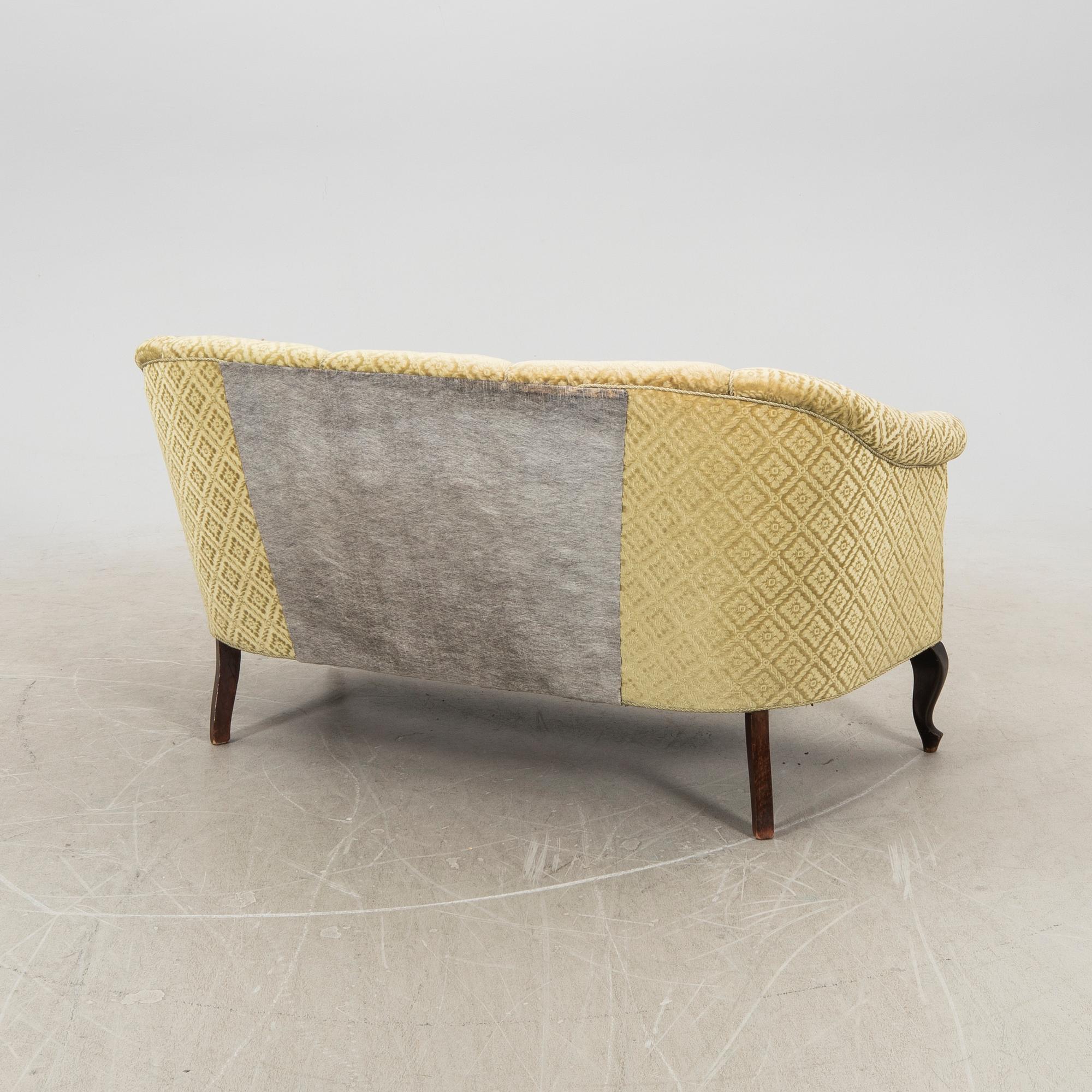 Sofa from the 1940s.