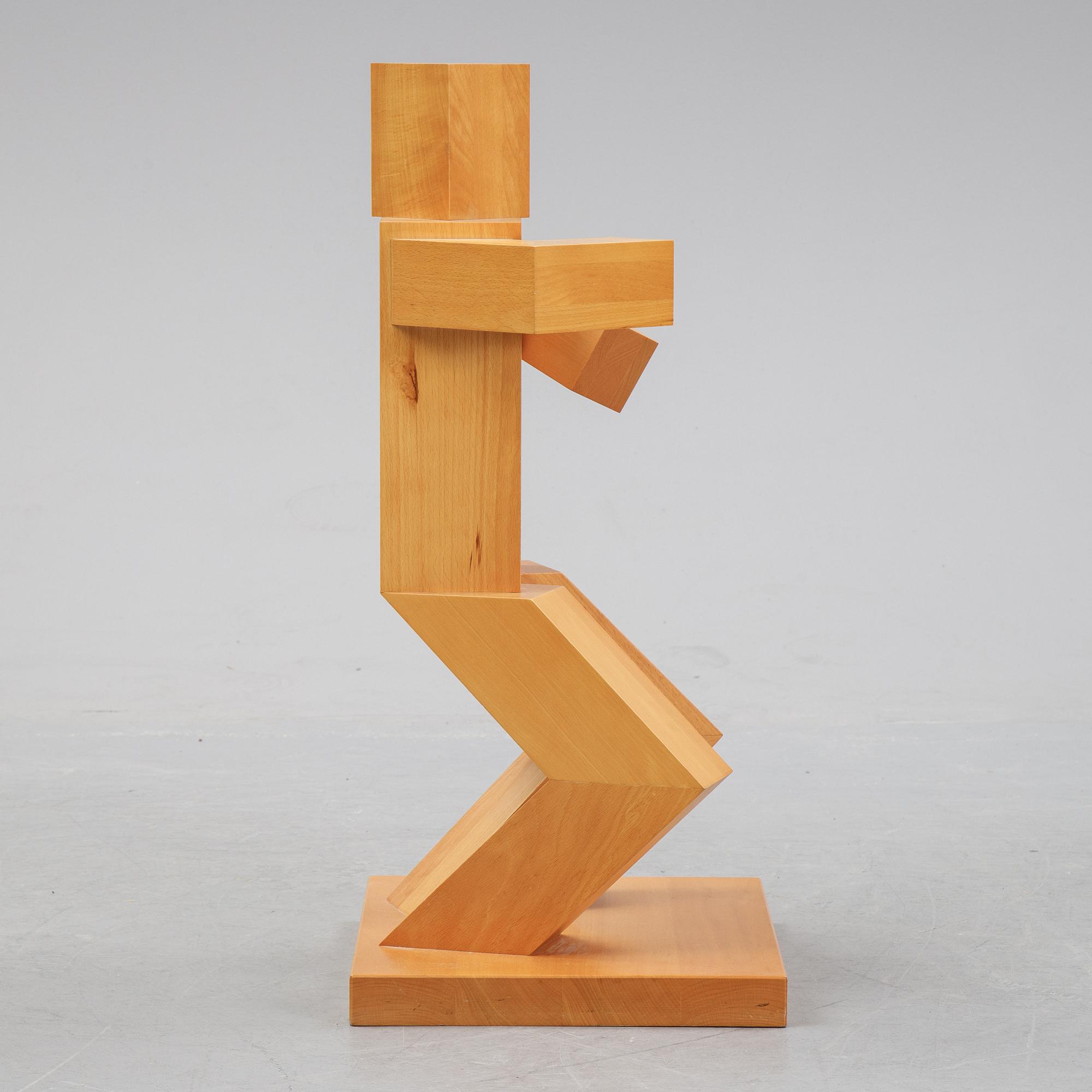 John-Erik Göransson, sculpture in wood, signed with monogram and dated JEG -95 underneath.