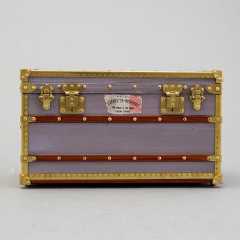 BOX / MINIATURE KOFFERT, "Malle Mini Zinc", Louis Vuitton.