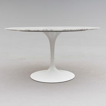 BORD, "Tulip", Eero Saarinen, Knoll International, USA.