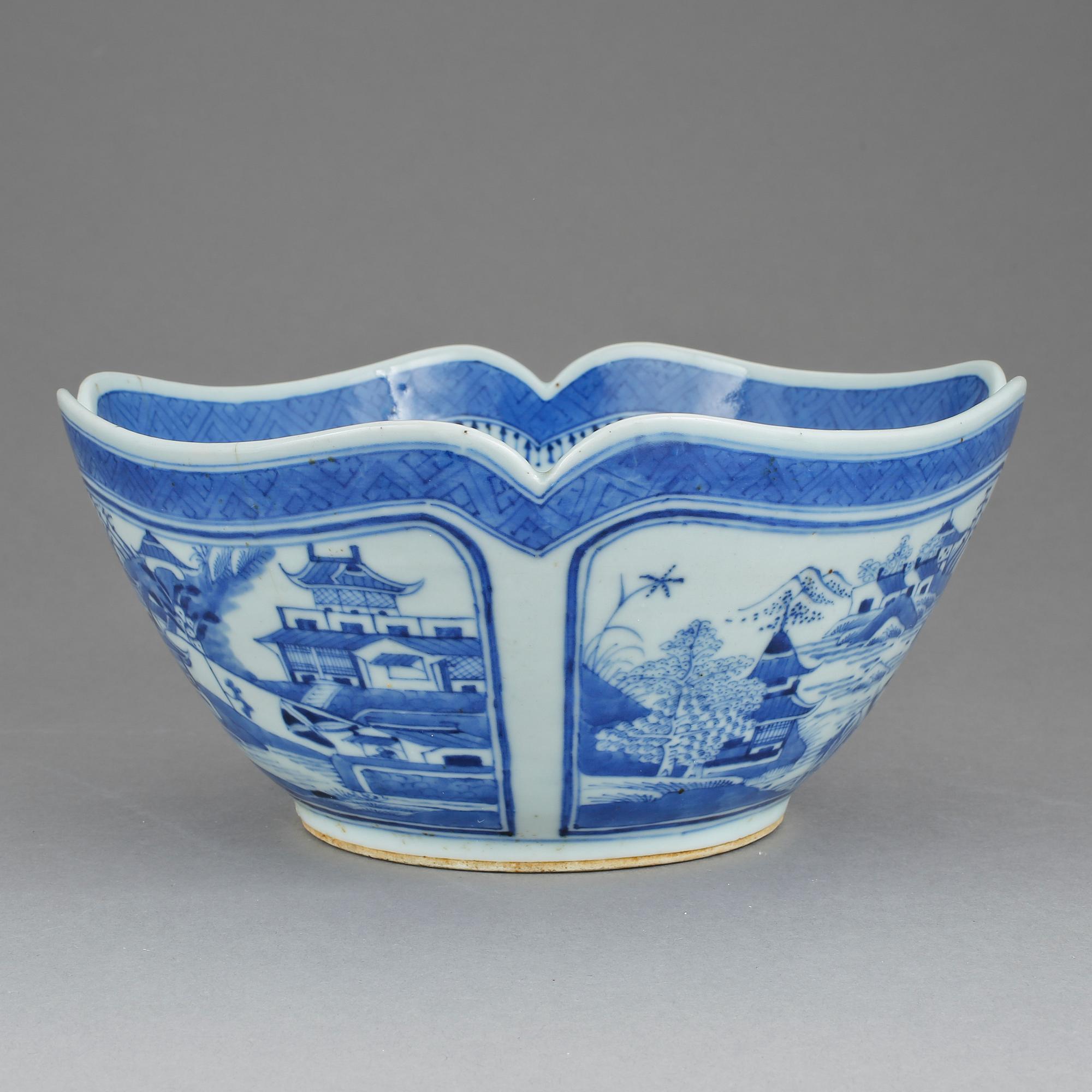 SKÅL, porslin, Jiaqing, 1800-tal.