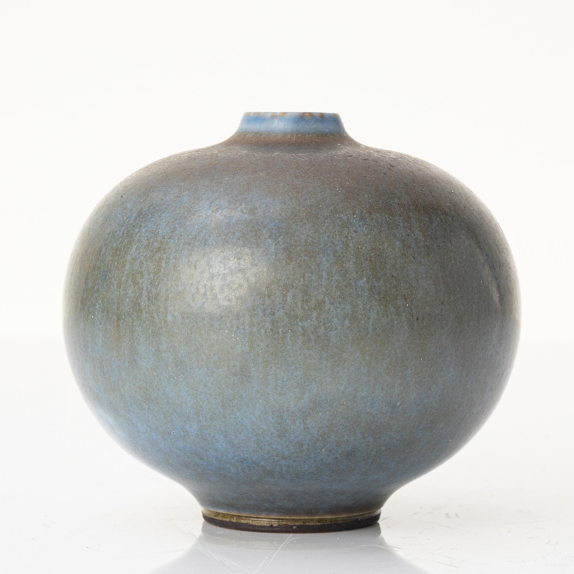 Berndt Friberg, a stoneware miniature vase, Gustavsbergs Studio, Sweden.