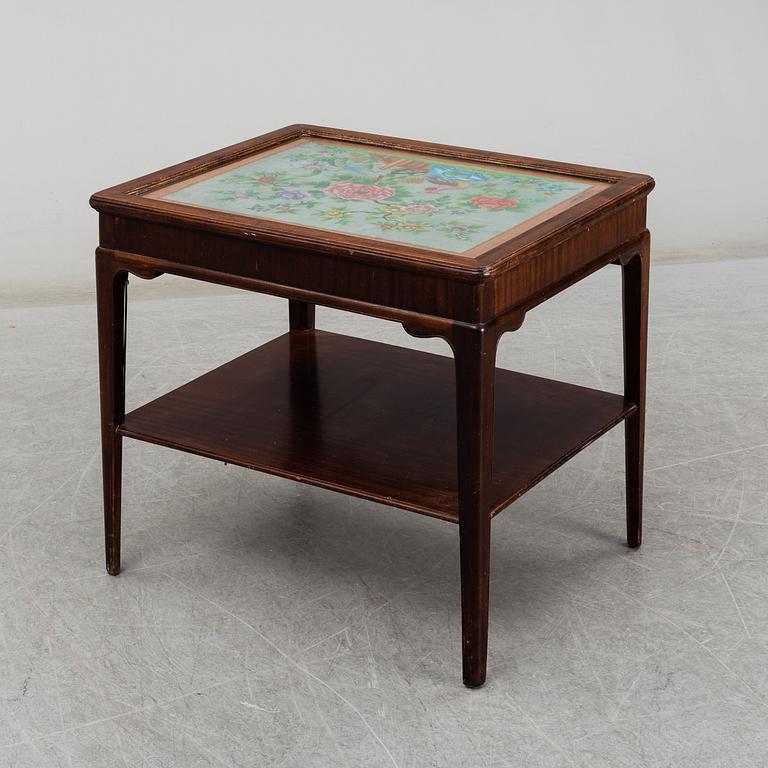 A mid 20th century sofa table.