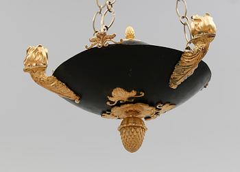 TAKAMPEL, empire, 1800-tal. Höjd ca 50 cm.