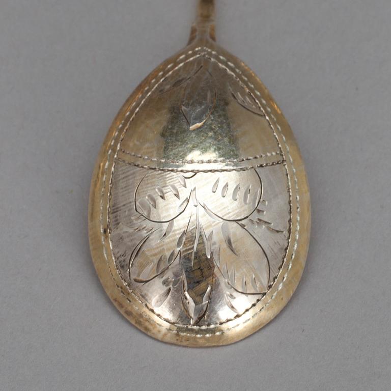 TESKEDAR, 6 st, förgyllt silver, Moskva Ryssland, 1894. Tot. vikt ca 69 g.