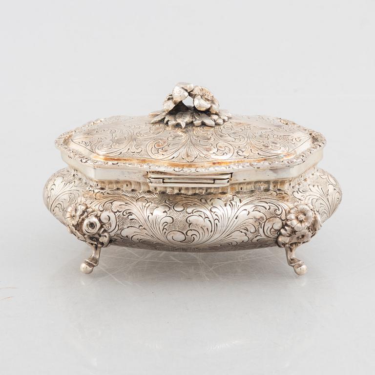 Sugar box, silver, Italy 1934-44, Swedish import mark.
