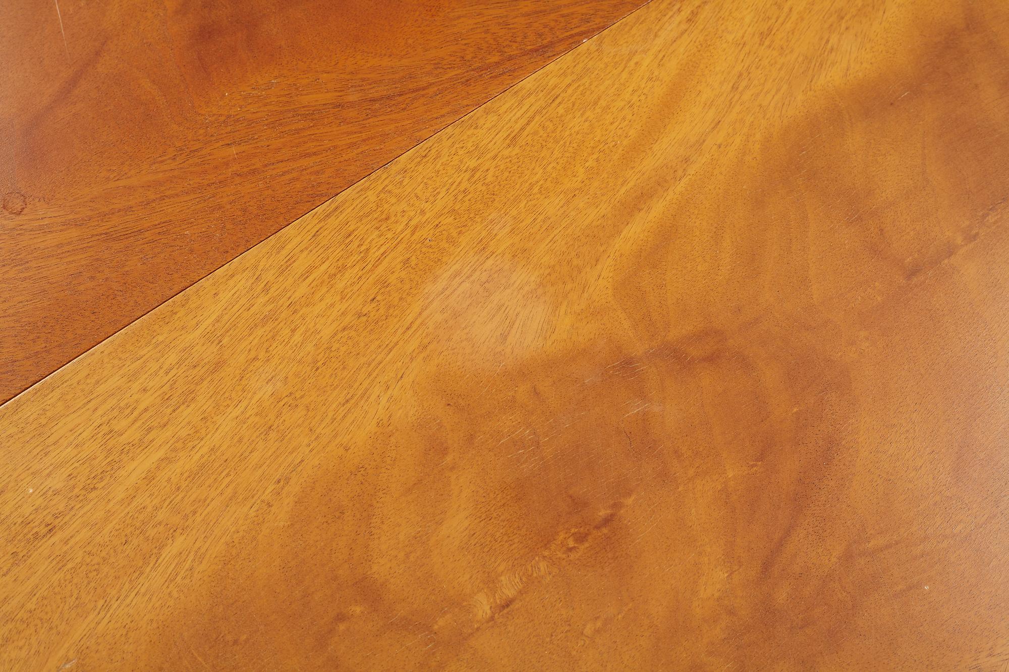 Josef Frank, a mahogany veneered model 771 dining table, Svenskt Tenn, post 1985.