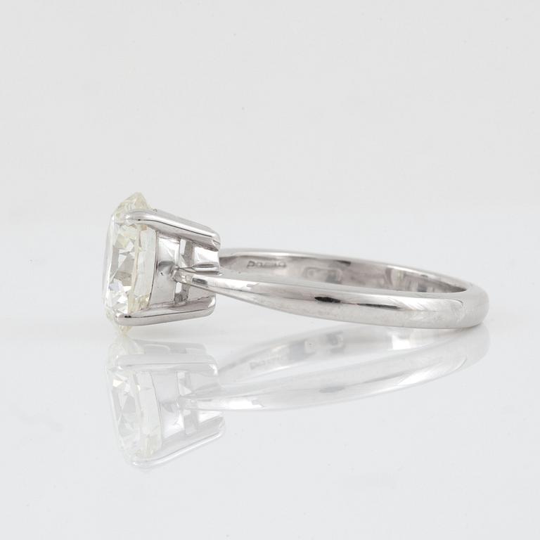 RING med briljantslipad diamant, 3.26 ct. Kvalitet J/VS1.