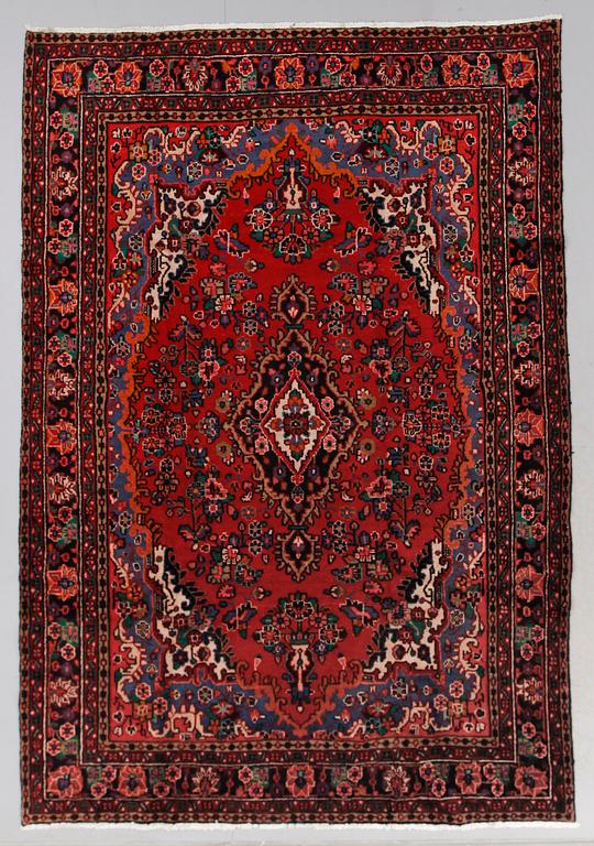 MATTA, Hamadan, ca 325 x 205 cm.