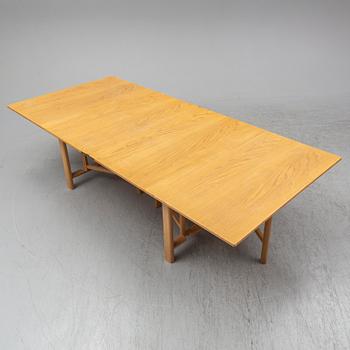 A second half of the 20th Century 'Maria Flap' table by Bruno Mathsson, Firma Karl Mathsson, Värnamo.