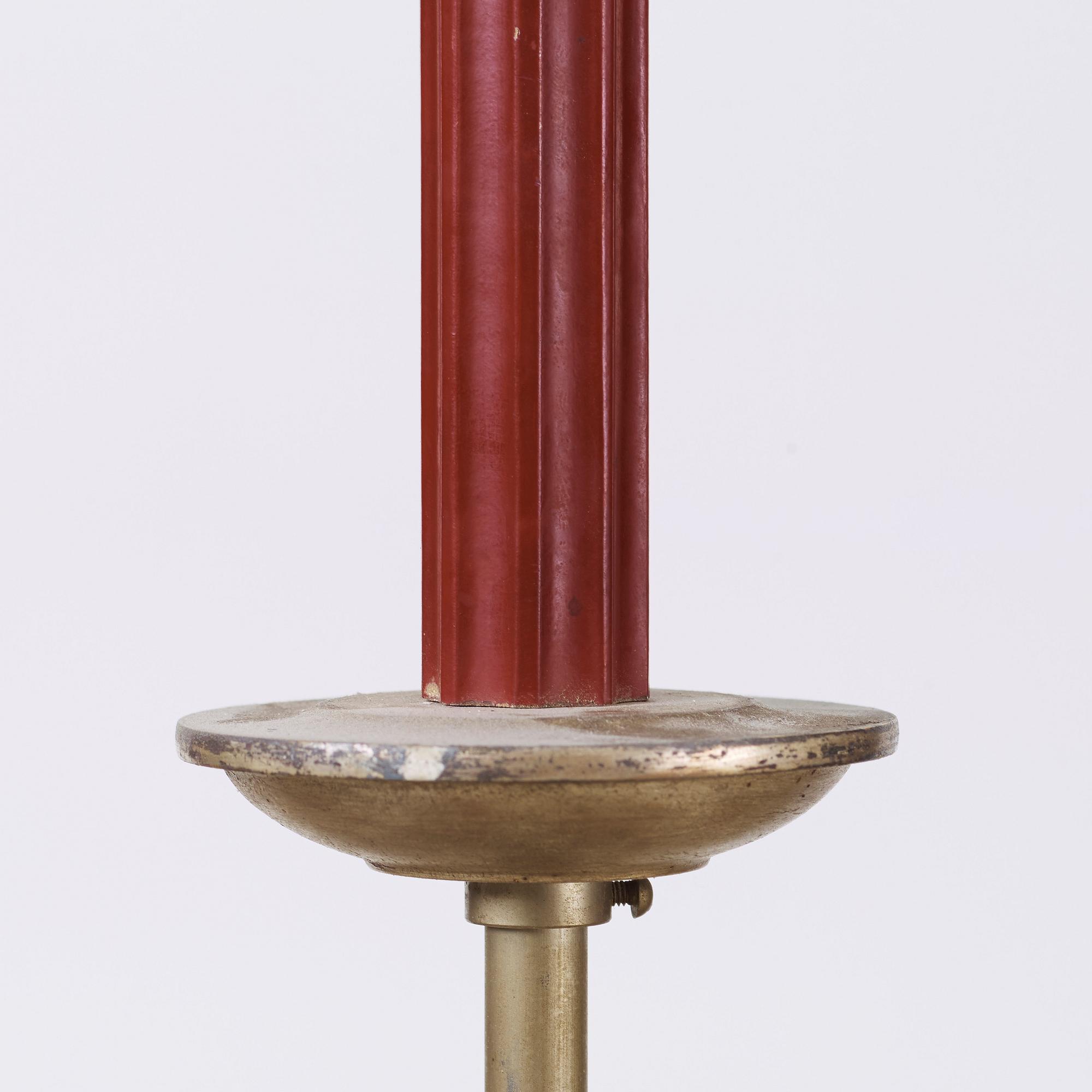 TAKLAMPA, 1920-tal. Höjd ca 60 cm.