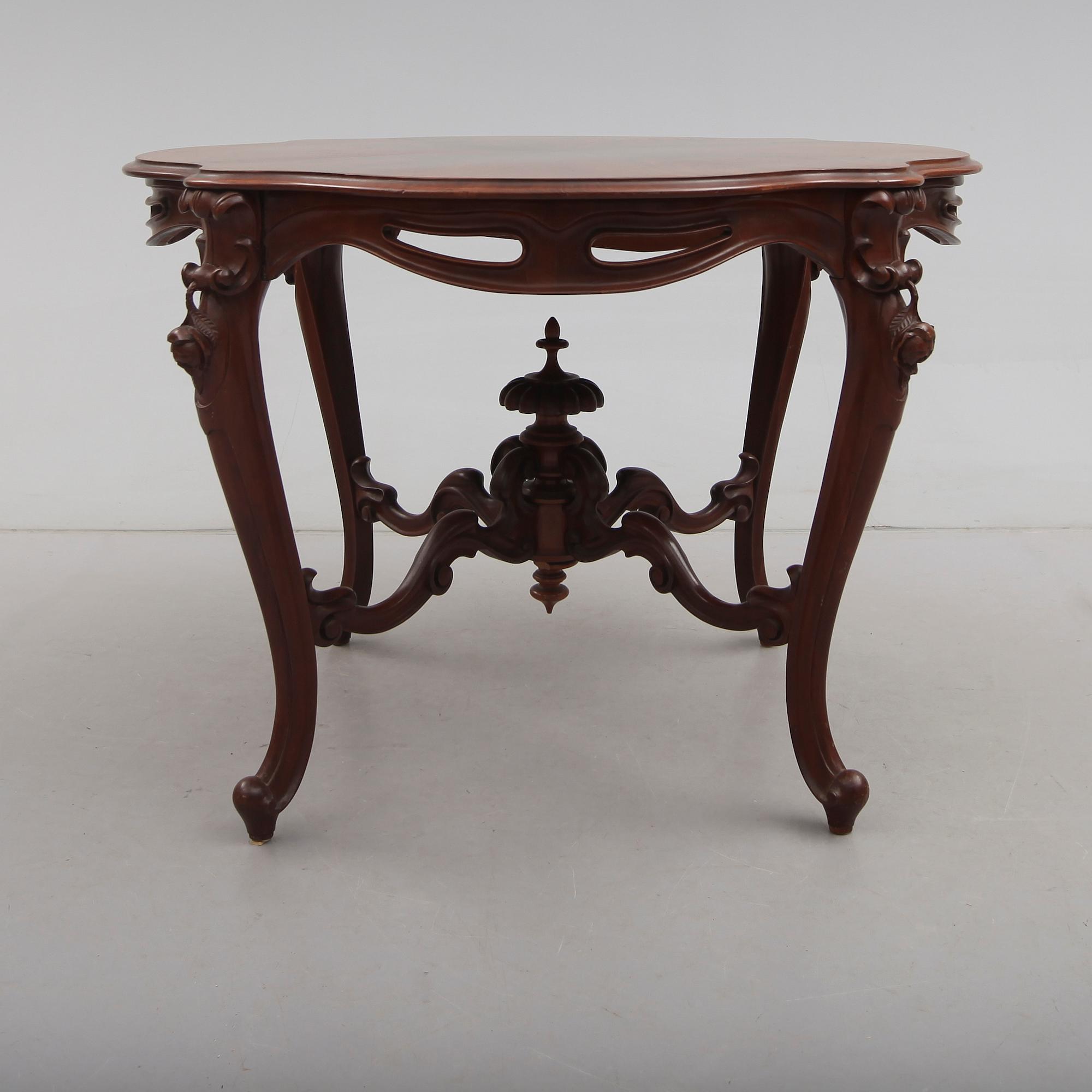 SALONGSBORD, nyrokoko, 1800-talets andra hälft.