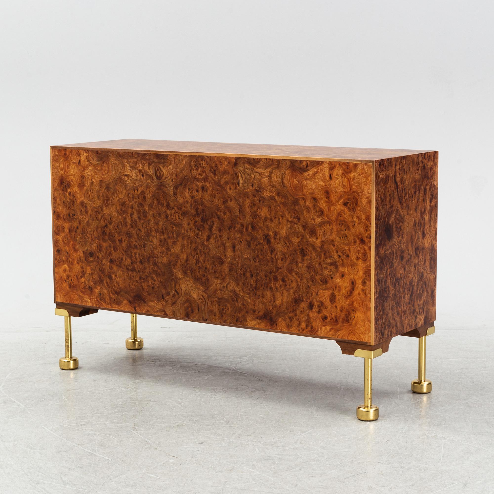 Josef Frank, Josef Frank, "Tyresöbyrån" modell 2170 Firma Svenskt Tenn, formgiven 1954, tillverkad efter 1985.
