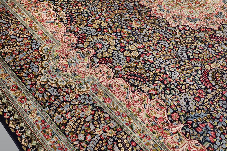 Carpet, Kirman Laver, 'Millefleur', approx. 383 x 300 cm.