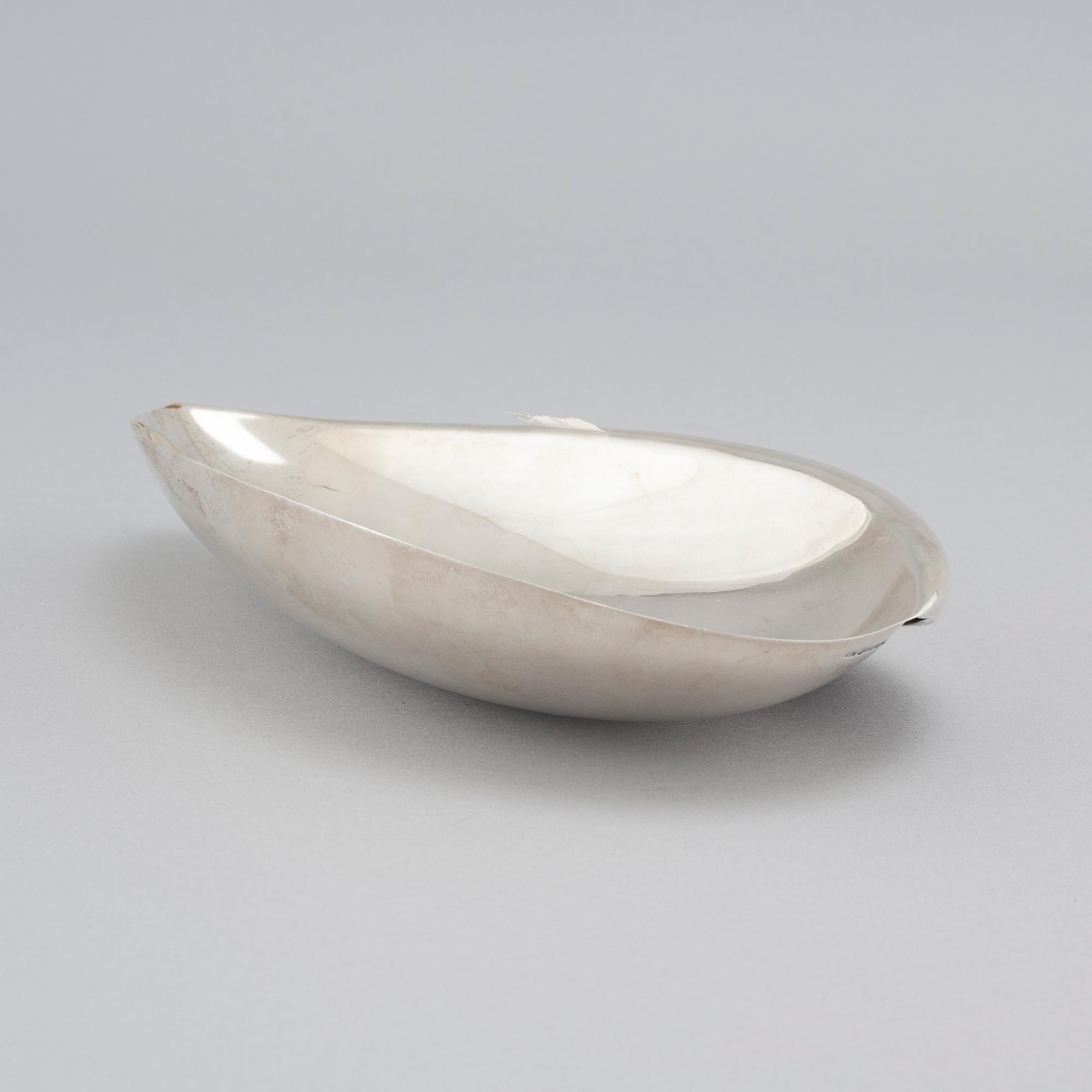 TAPIO WIRKKALA, a silver bowl, Hopeakeskus Tavastehus, model "Lieve", 1955.