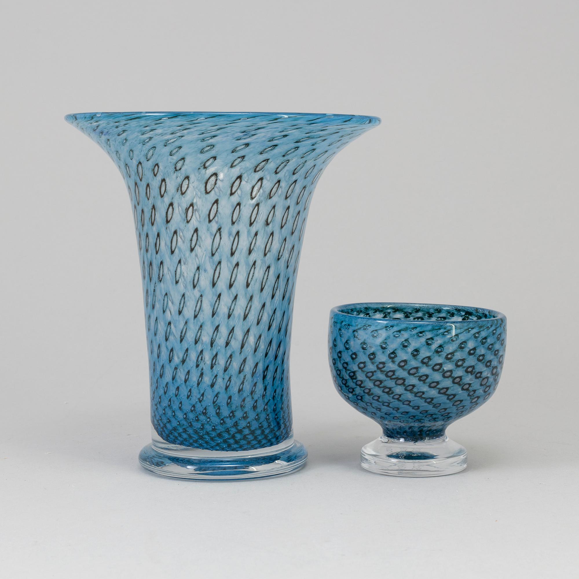 BERTIL VALLIEN, vas och skål på fot, Boda glasbruk 1970-tal.