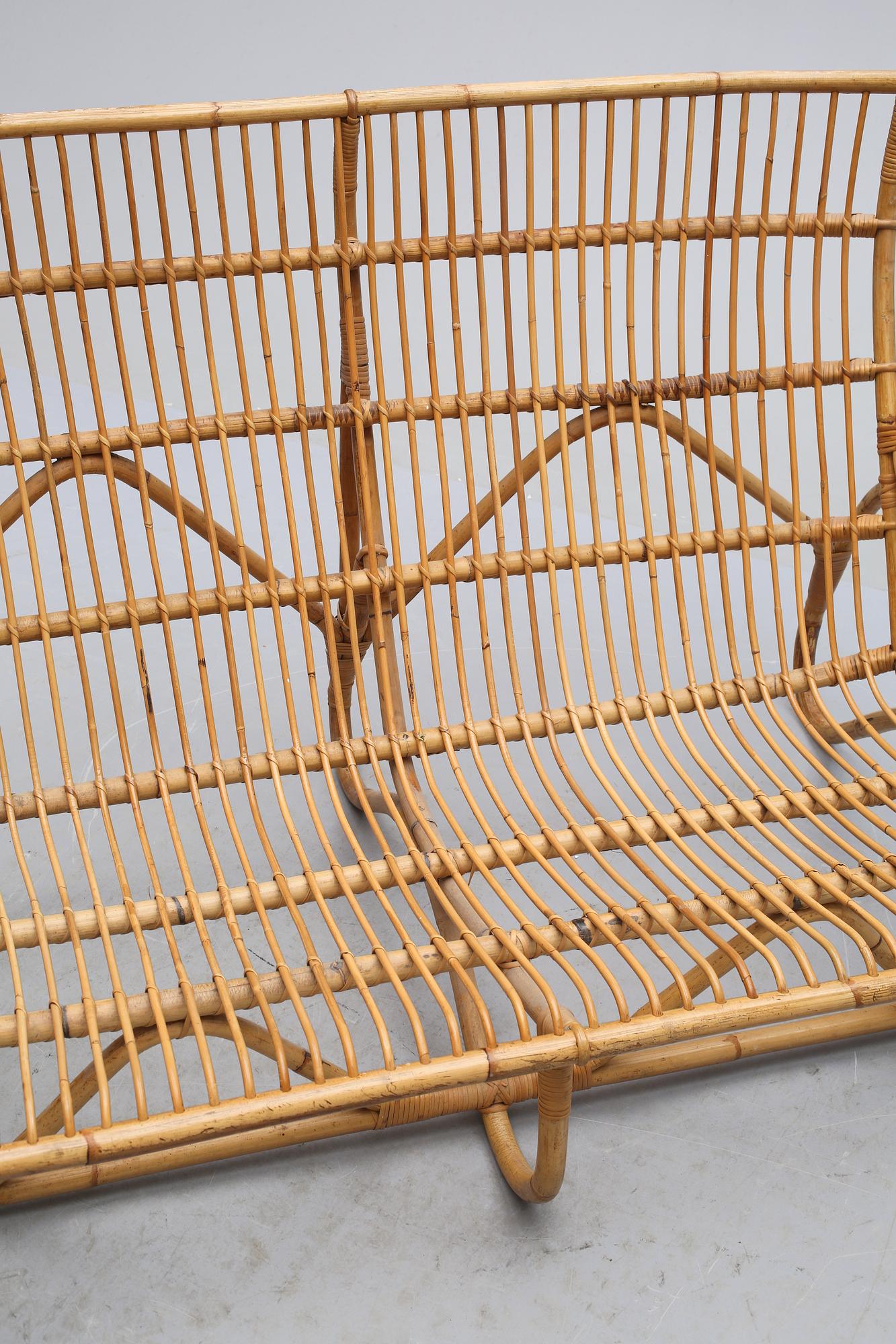 KORGSOFFA, 1900-tal.