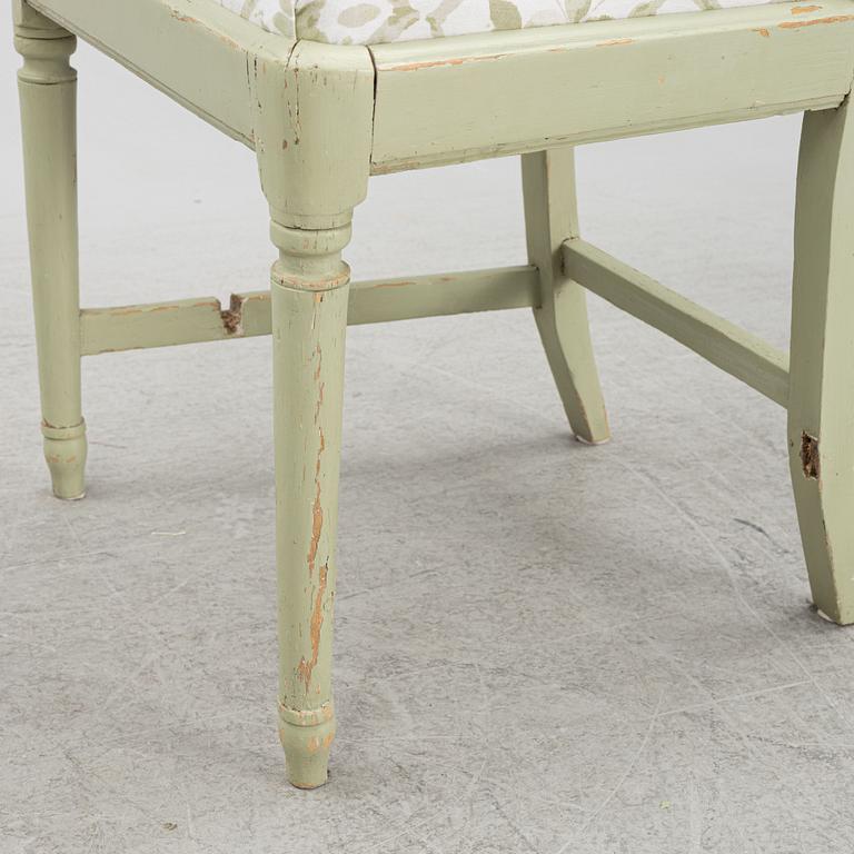 Chairs, 6 pieces, late Gustavian, likely from Lindome, similar in style, circa 1800.