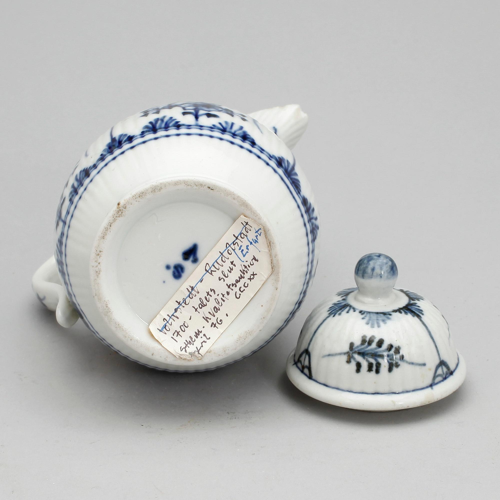 KANNA, porslin, sannolikt 1700-tal.