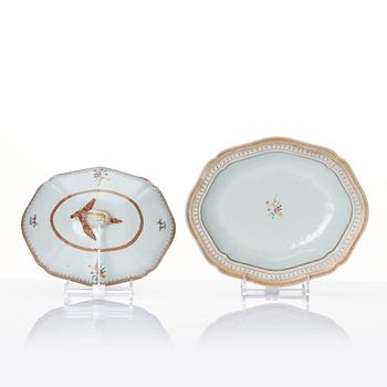 A part famille rose 'Chinese Export' service, Qing dynasty, Jiaqing (1796-1820).