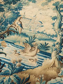 TAPESTRY. Tapestry weave. "Verdure". 190 x  235 cm. Flanders around 1700.