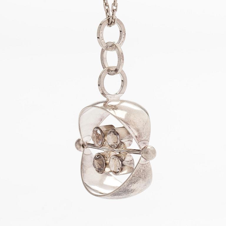 Elis Kauppi,  A silver and rock crystal pendant for Kupittaan Kulta, Turku 1966 with chain.