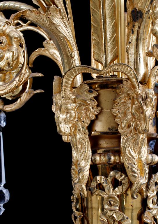 TAKARMARTUR, förgylld brons, 1800-tal. H 101.