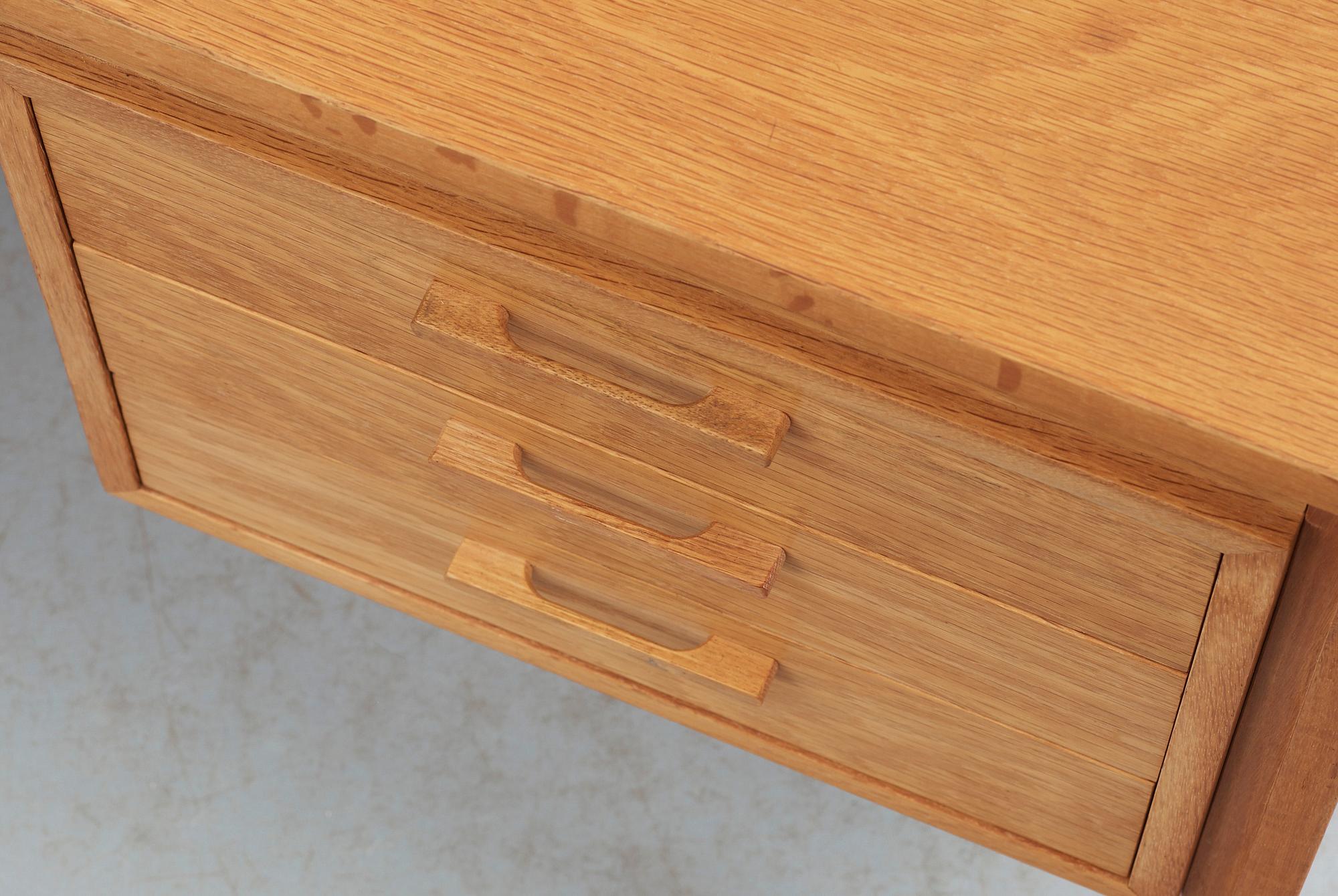 SKRIVBORD, Danmark, 1970-tal.