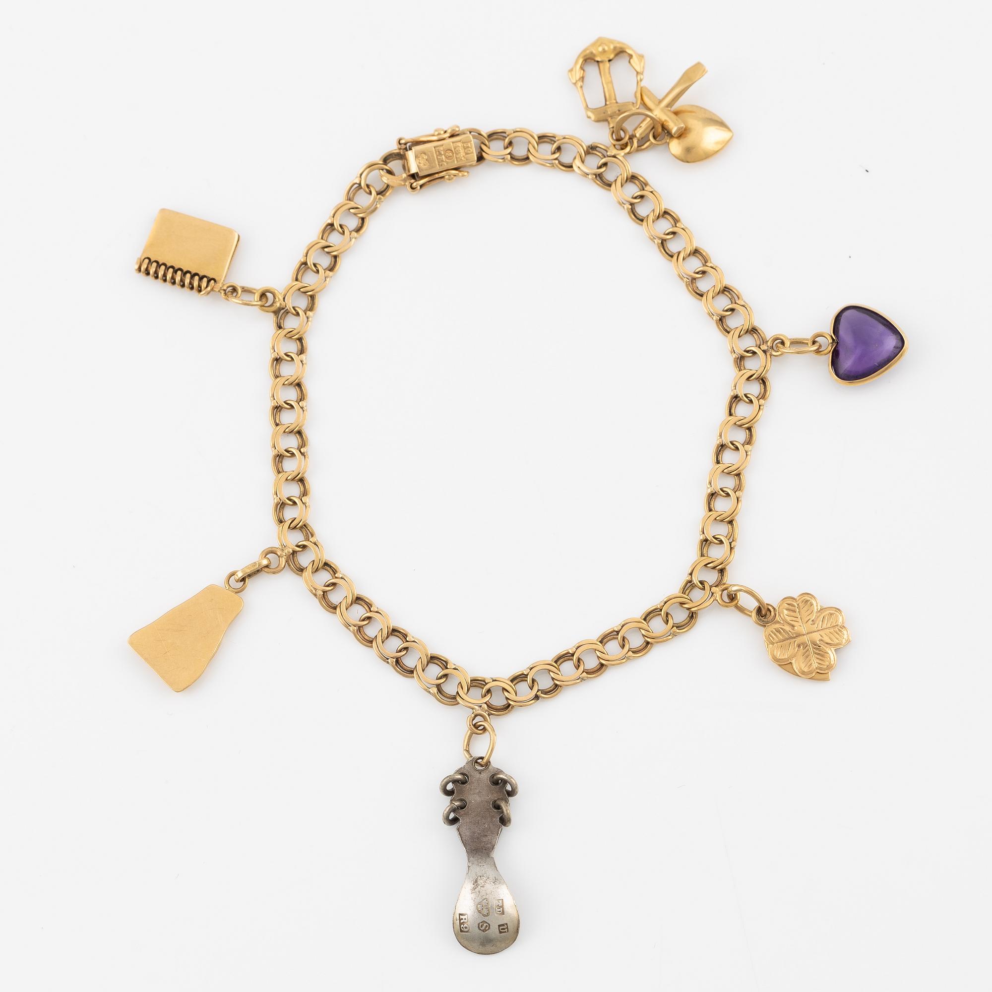 Armband, 18K guld, med berlocker.