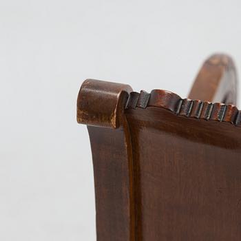 Karmstolar, ett par, biedermeierstil, 1920-30-tal.