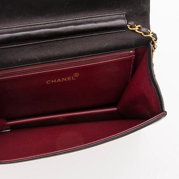 CHANEL, "Small Single Full Flap", LAUKKU.