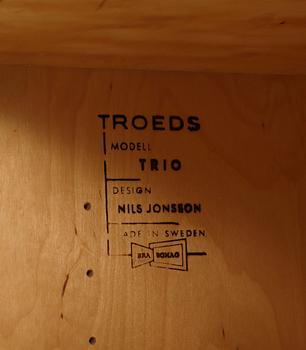 SIDEBOARD, "Trio", Nils Jonsson, Troeds, 1900-talets andra hälft.