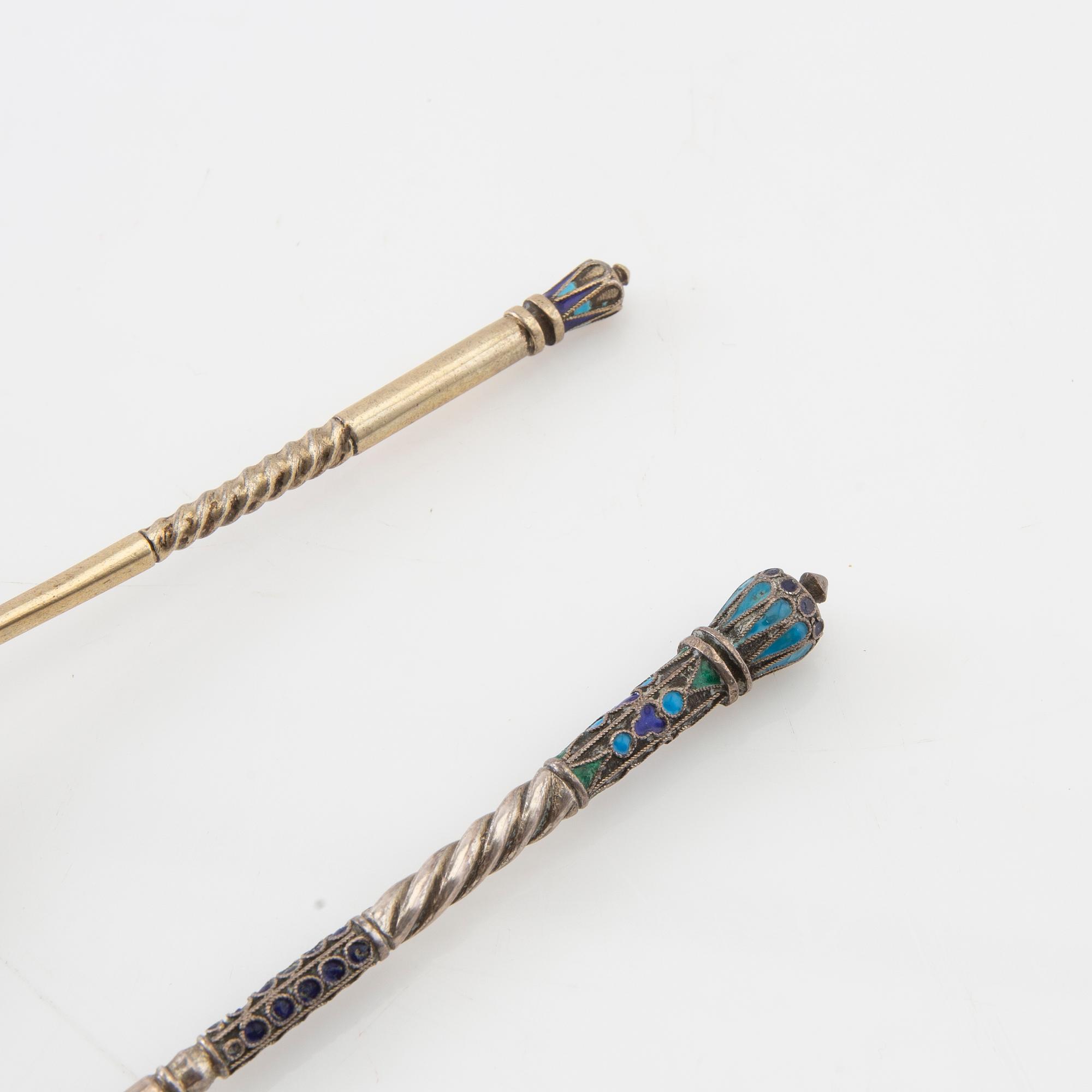 Spoons 2 pcs Russia silver and enamel 1908-26.