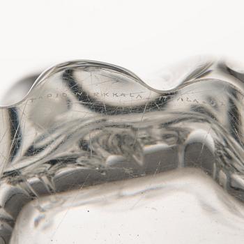 TAPIO WIRKKALA, A SIGNED GLASS VASE 'Stump' ('Kalvolan kanto'), model 3241, signed Tapio Wirkkala -57.
