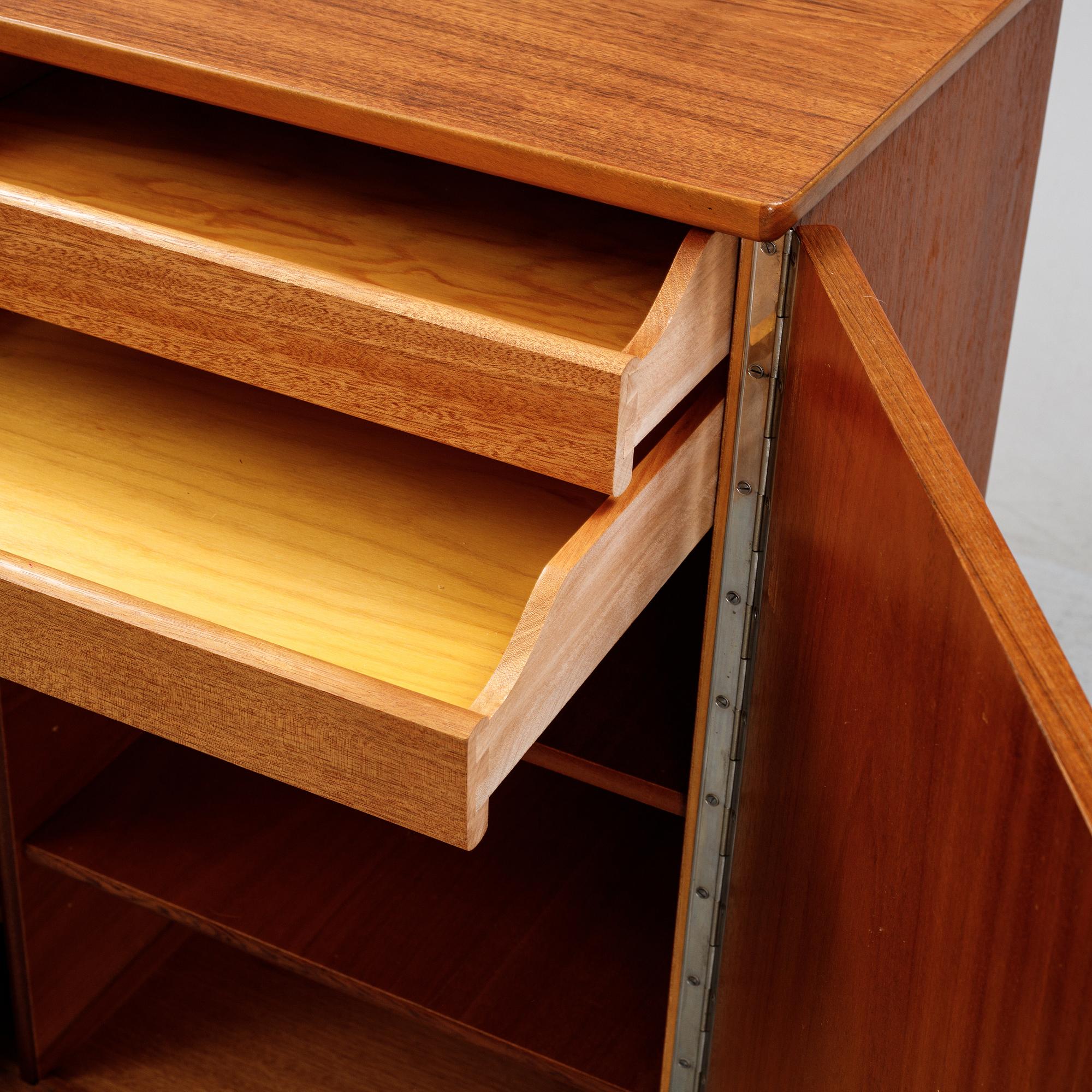 Sideboard, skandinaviskt, 1900-talets andra hälft.