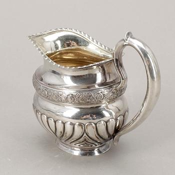 GRÄDDKANNA, silver, Carl Gustav Savary, S:t Petersburg, 1834. Vikt 320 gram.