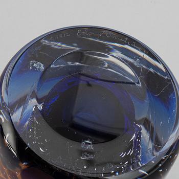 EDVIN ÖHRSTRÖM, a glass Ariel vase, Orrefors.