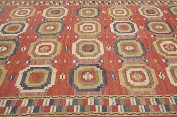 Märta Måås-Fjetterström, matta, "Röda åttan", rölakan, ca 295-297 x 205,5-209 cm, signerad MMF.