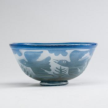 A Bertil Vallien glass bowl, Boda.