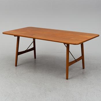 BØRGE MOGENSEN, A 'Hunting table' teak dining table.